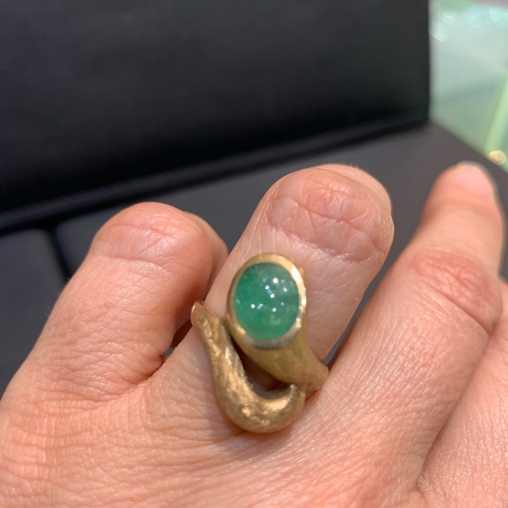 Sold Vintage 14K Gold Emerald Snake Ring - Picture 5 of 6